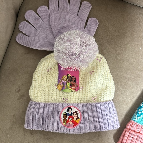 2 sets of Girls Disney Lined hats-Disney Princess Pink & Purple - Picture 9 of 17